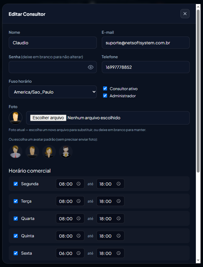 Tela de edição de consultor mostrando o horário comercial configurado dia a dia